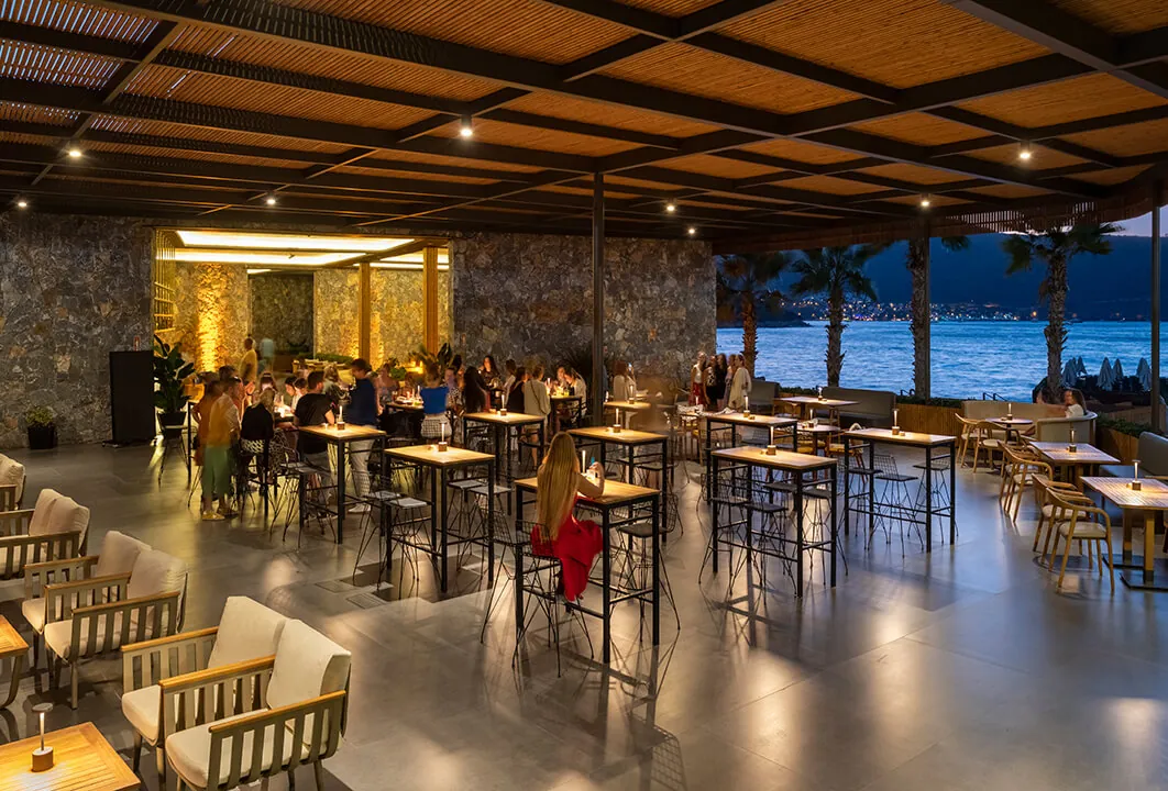 Arena Bar
